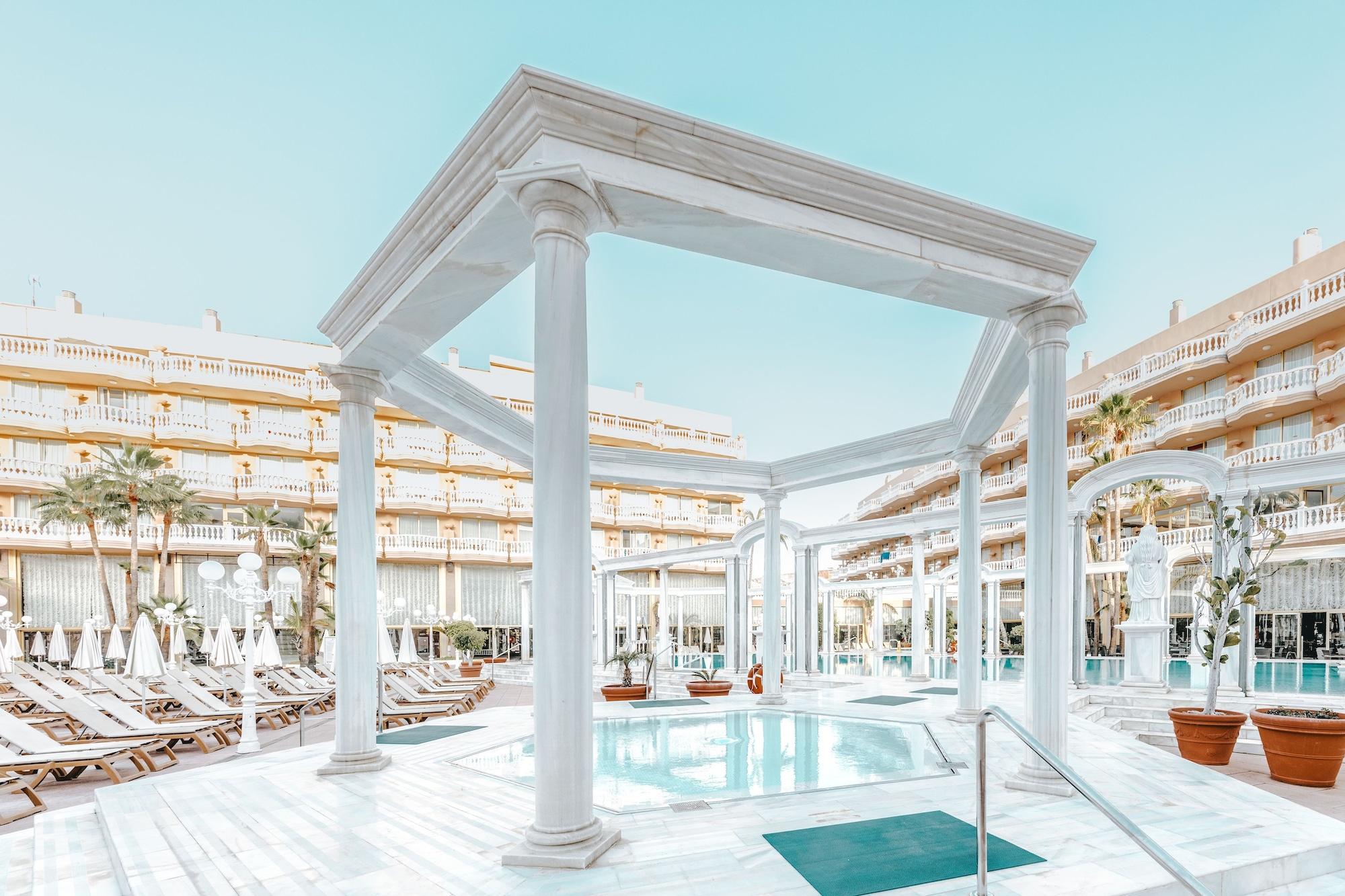 Hotel Cleopatra Palace Playa de las Americas  Exterior foto